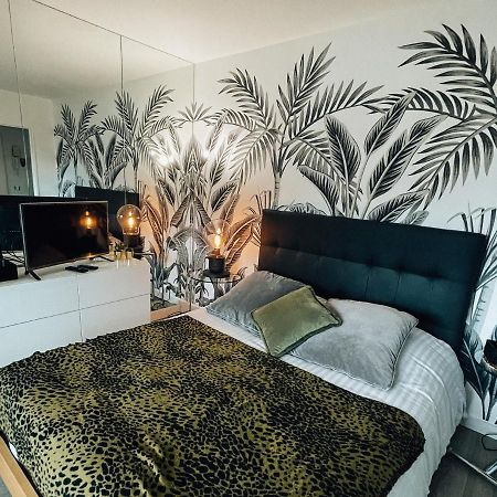 Beautiful Modern Fully Furnished Studio Levallois-Perret Zewnętrze zdjęcie